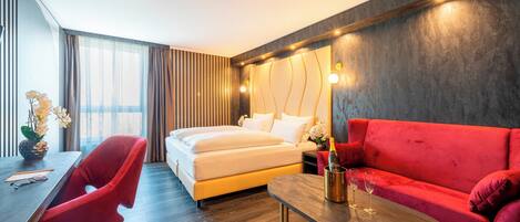 1 bedroom, hypo-allergenic bedding, in-room safe, desk