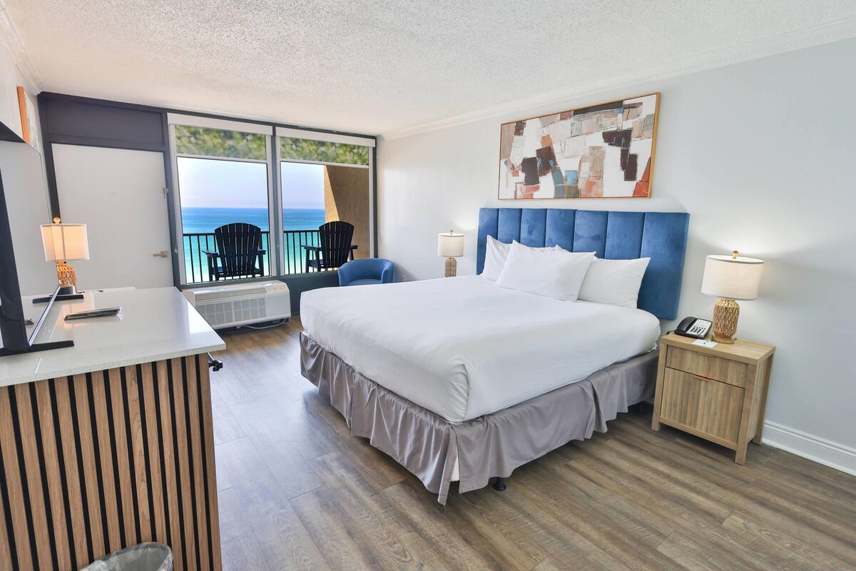 Zimmer, 1 King-Bett (Gulf View)