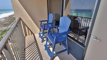 Room, 1 King Bed (Gulf View)