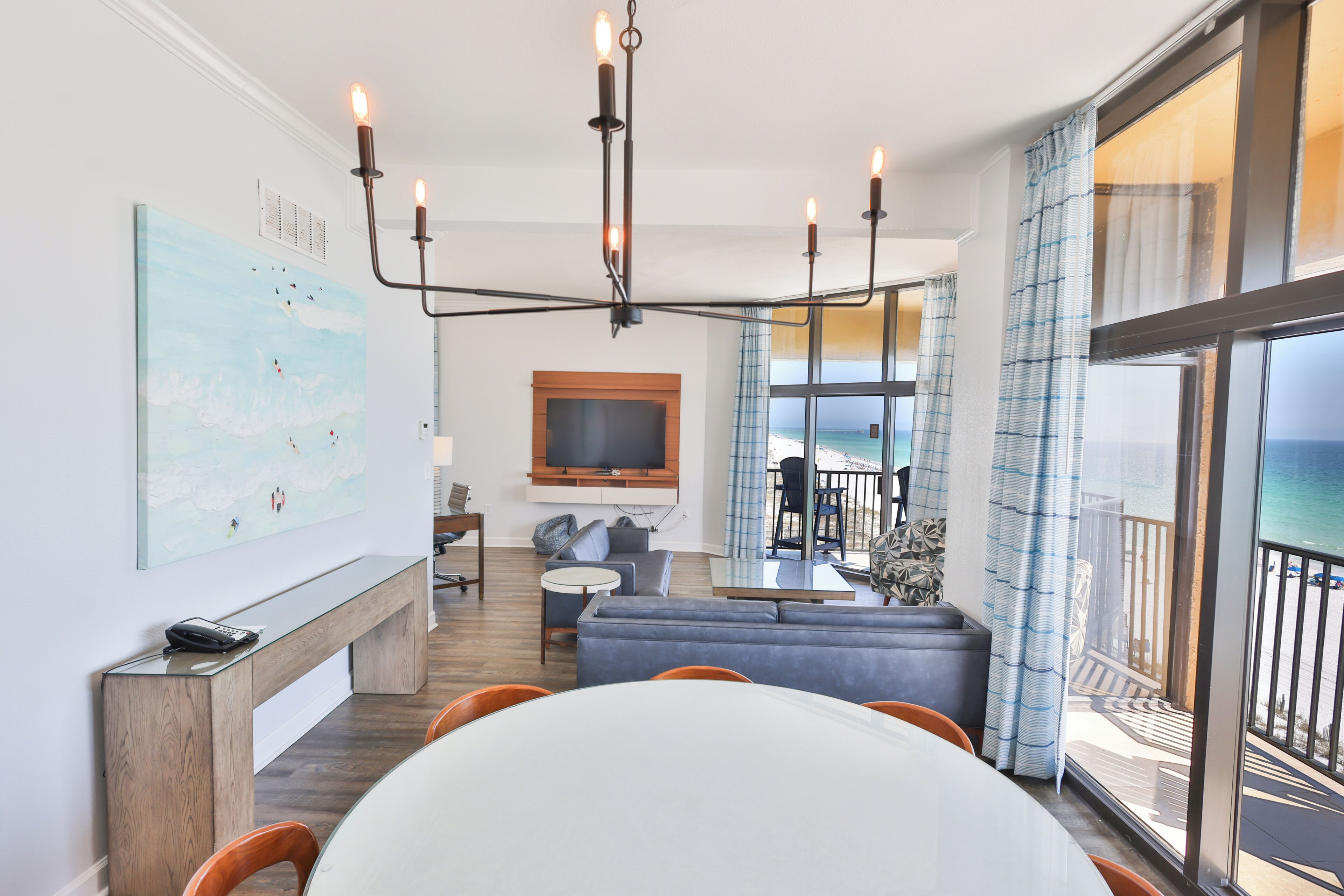 Suite, varias camas (Penthouse) | Tabla de planchar con plancha, cunas gratuitas y wifi gratis 