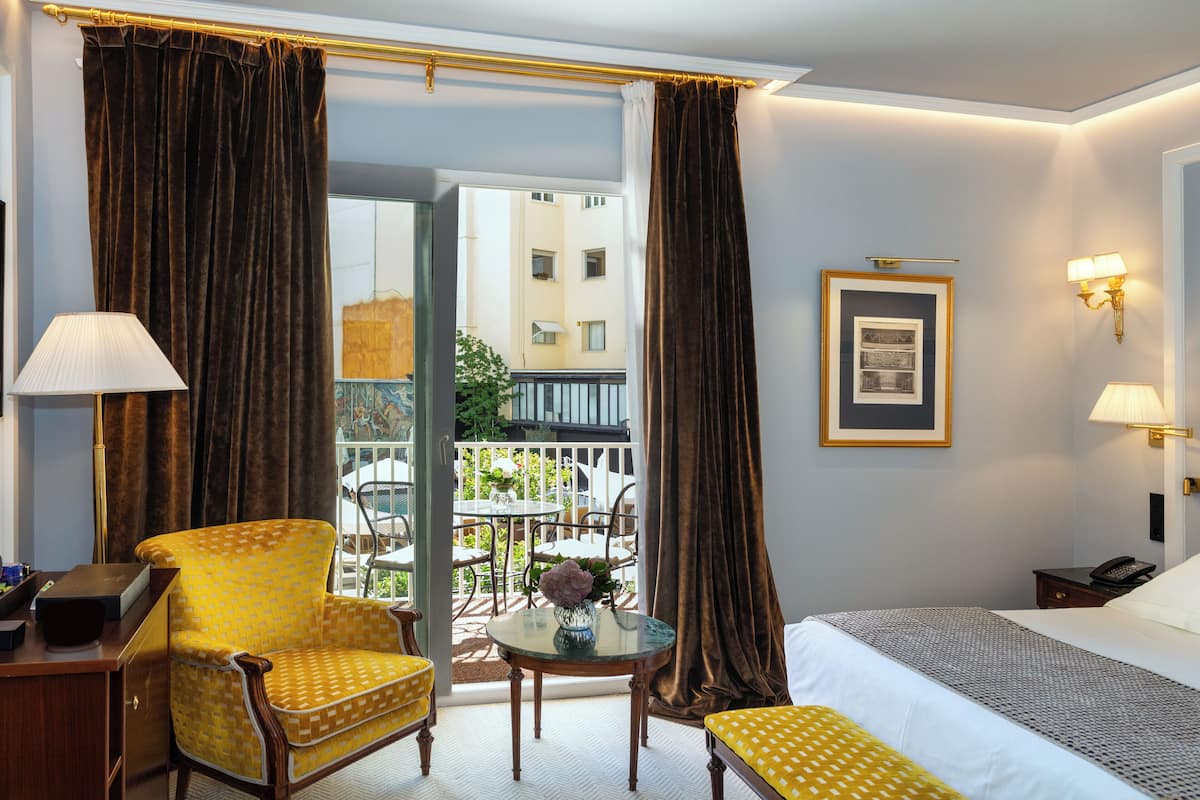 superior room, terrace | 1 bedroom, premium bedding, minibar, in-room safe