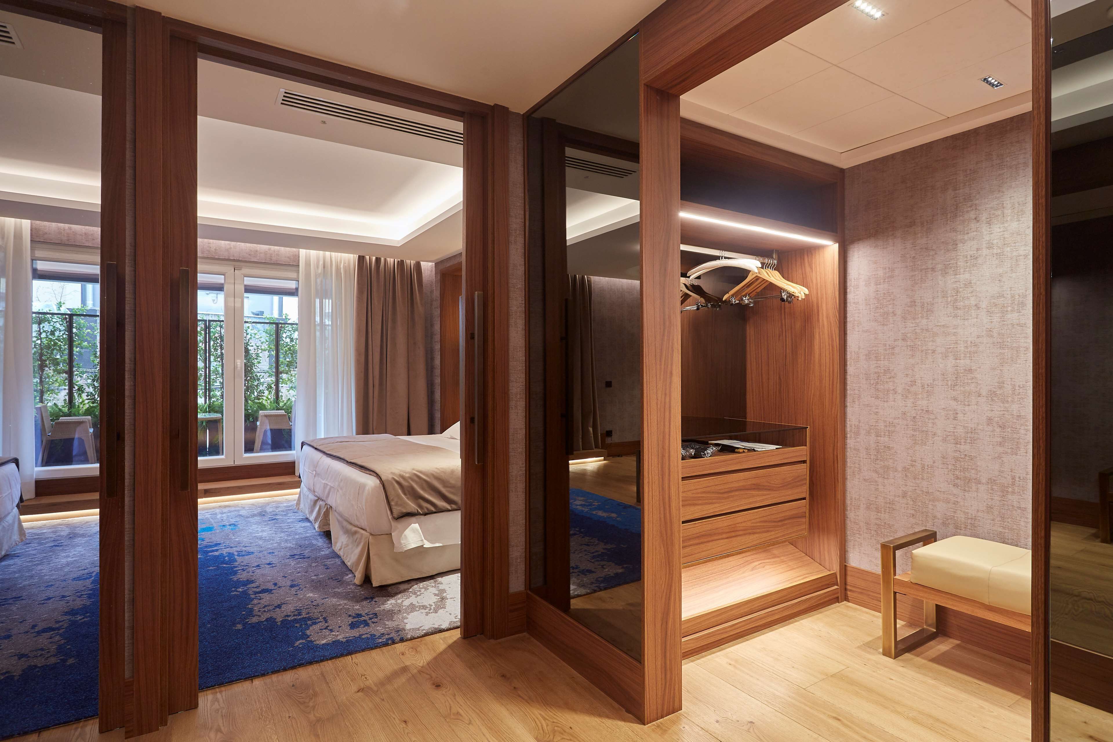 Suite SPA with Terrace "The Wellington Club" Access | Premium bedding, minibar, in-room safe, individually decorated