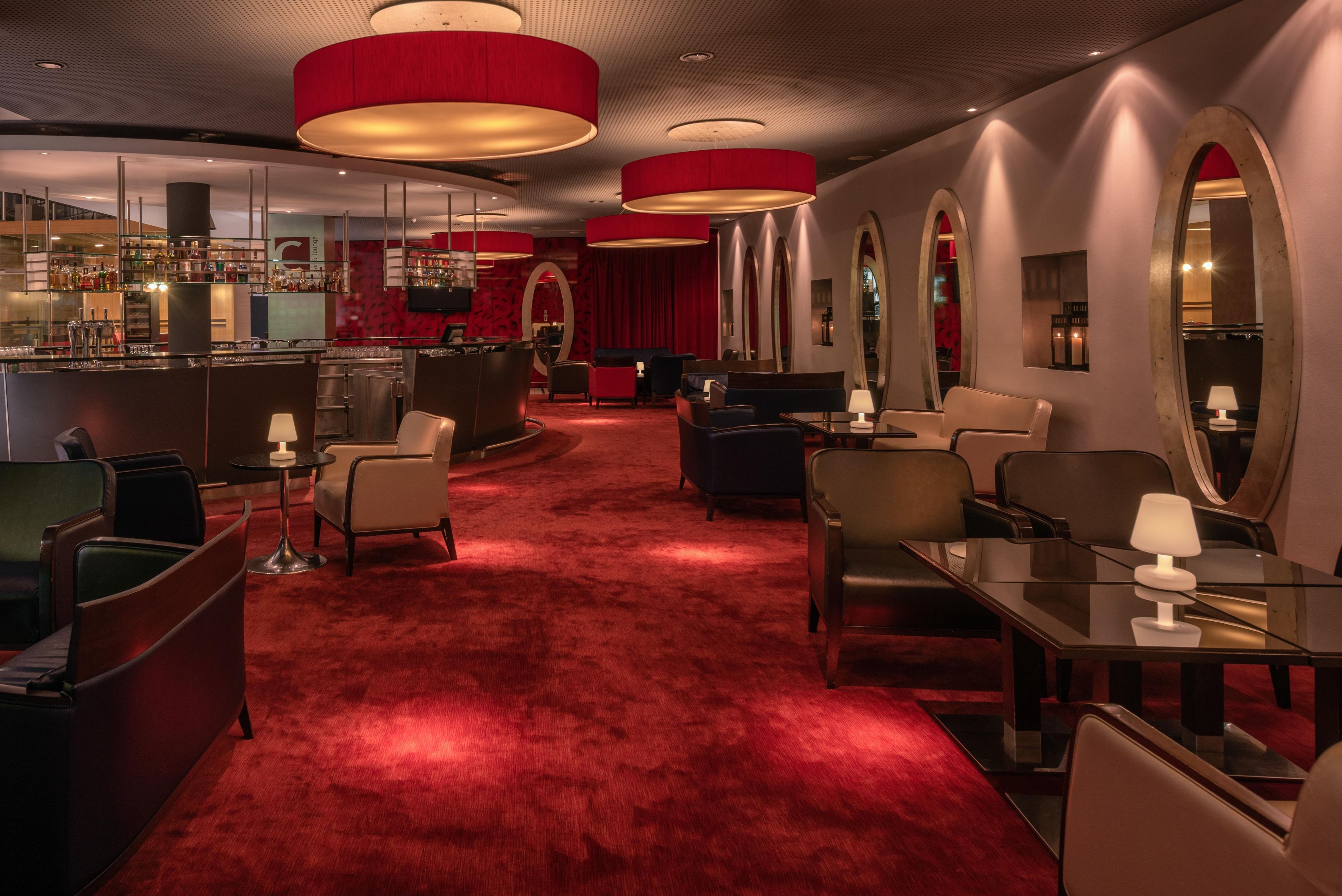 Photo - Hilton Geneva Hotel and Conference Centre