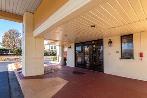 Exterior - Econo Lodge Conyers (Conyers)