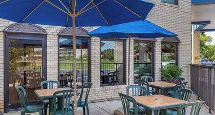 Econo Lodge Fayetteville I-95