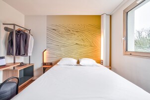 Chambre Double, non-fumeurs | Bureau, fer et planche à repasser, Wi-Fi gratuit, draps fournis