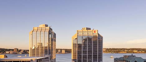 Vue sur la ville depuis l’hébergement