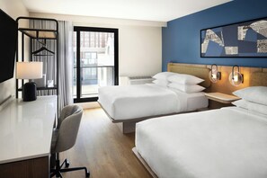 Hochwertige Bettwaren, Pillowtop-Betten, Zimmersafe, Schreibtisch