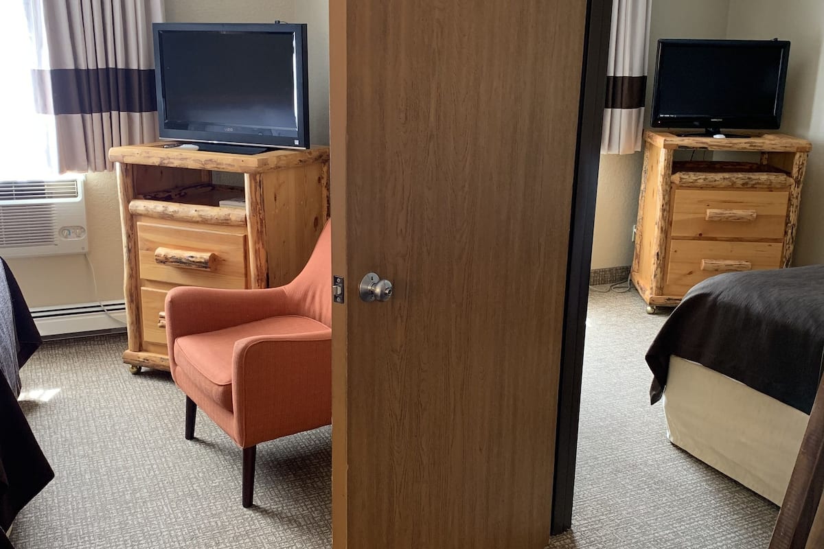 triple room, multiple beds, non smoking, refrigerator | blackout curtains, iron/ironing board, free wifi, bed sheets