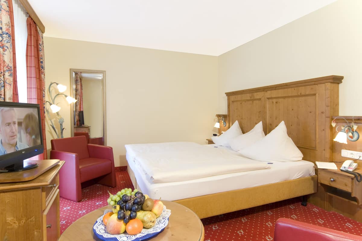 shower, free toiletries, hair dryer, dressing gowns