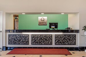 Lobby - Quality Inn Enola - Harrisburg (Enola)