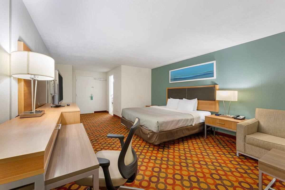 In-room safe, desk, blackout drapes, iron/ironing board