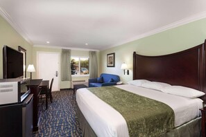 In-room safe, desk, iron/ironing board, free cots/infant beds