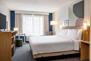 Room, 1 King Bed, Non Smoking | Premium bedding, pillowtop beds, desk, laptop workspace - Spark by Hilton Mystic Groton (Mystic)