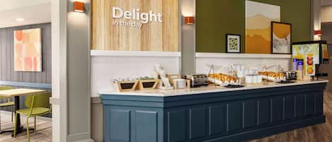 Free daily continental breakfast