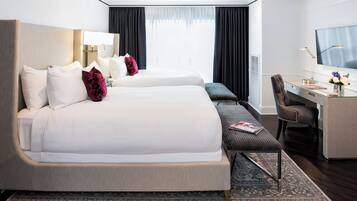 Directors Penthouse Room | Egyptiska bomullslakan, sängtillbehör av högsta kvalitet och duntäcken