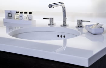 Shower, designer toiletries, hair dryer, bathrobes at Phoenix Park Hotel