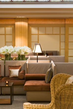 Lobby lounge - Starhotels Metropole (Rome)