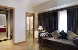 Junior Suite | Living area | Smart TV