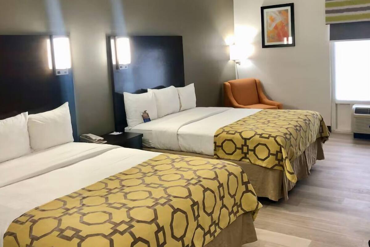 Habitación, 2 camas de matrimonio, no fumadores | Ropa de cama de alta calidad y colchones con acolchado adicional