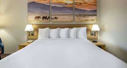 Days Inn by Wyndham Roswell