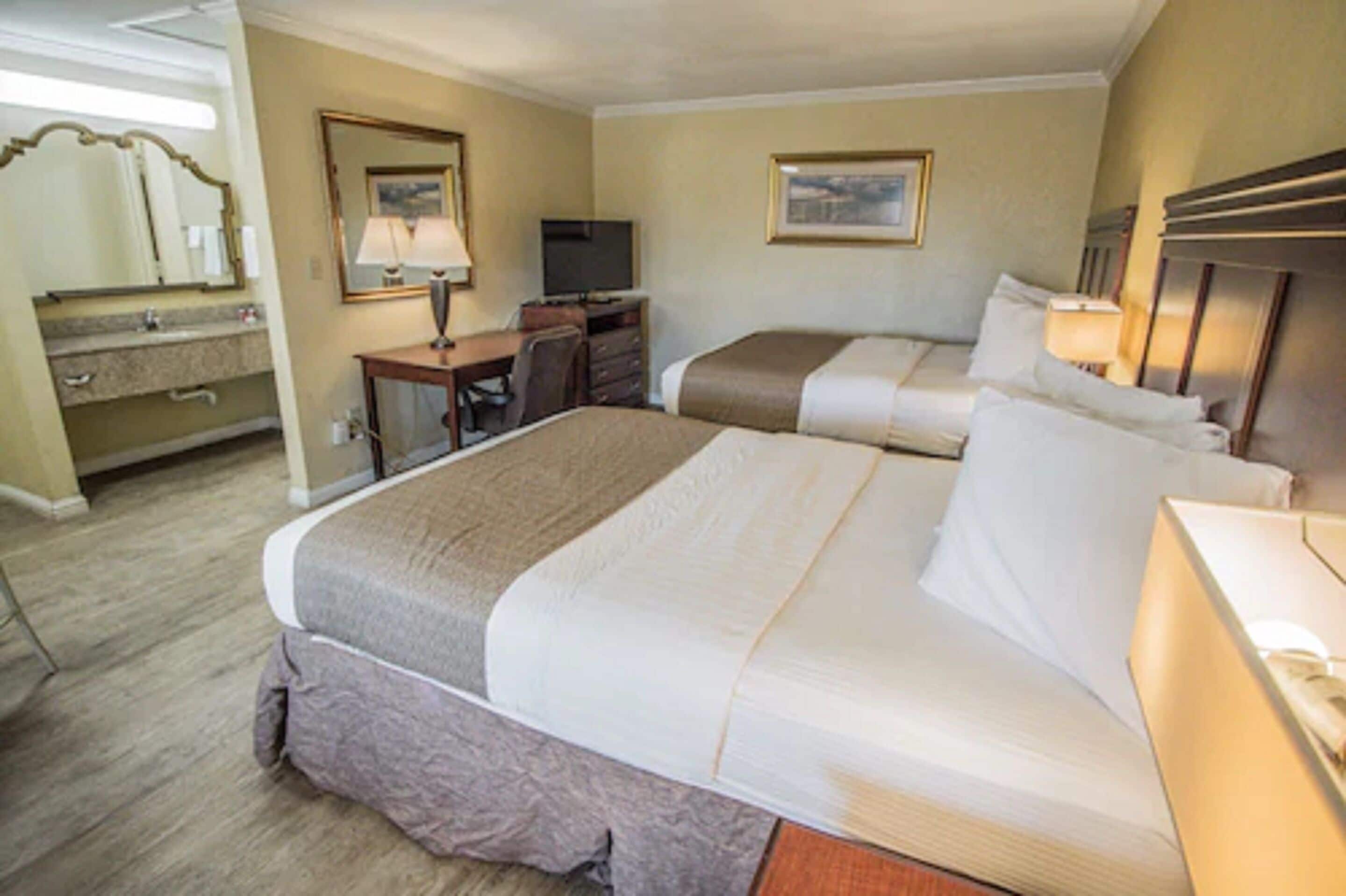 Photo - Days Inn by Wyndham Destin