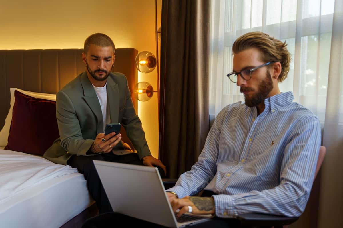 Tomannsrom – superior, 2 enkeltsenger | Sengetøy av topp kvalitet og senger med Select Comfort-madrass