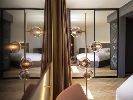 Superior Single Room, 1 Queen Bed | Premium bedding, Select Comfort beds, in-room safe, desk