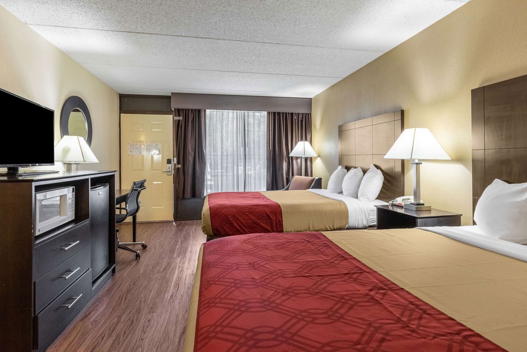 ห้องพักตกแต่งอย่างมีเอกลักษณ์, ตกแต่งพิเศษโดยเฉพาะ, โต๊ะทำงาน, Wi-Fi ฟรี