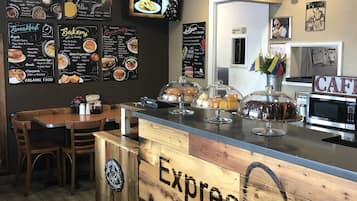Coffee shop