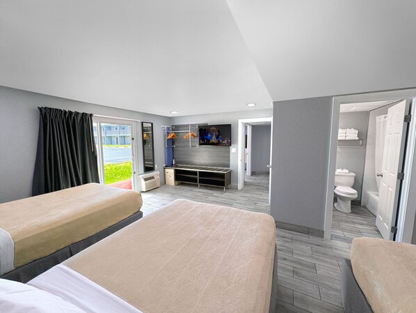 Premium bedding, Select Comfort beds, in-room safe, blackout curtains