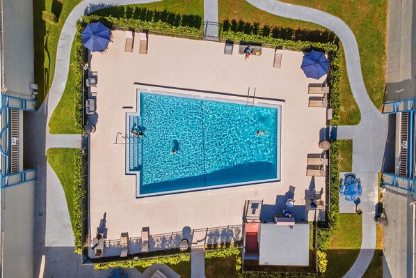 3 outdoor pools, open 9:00 AM to midnight, pool umbrellas, pool loungers
