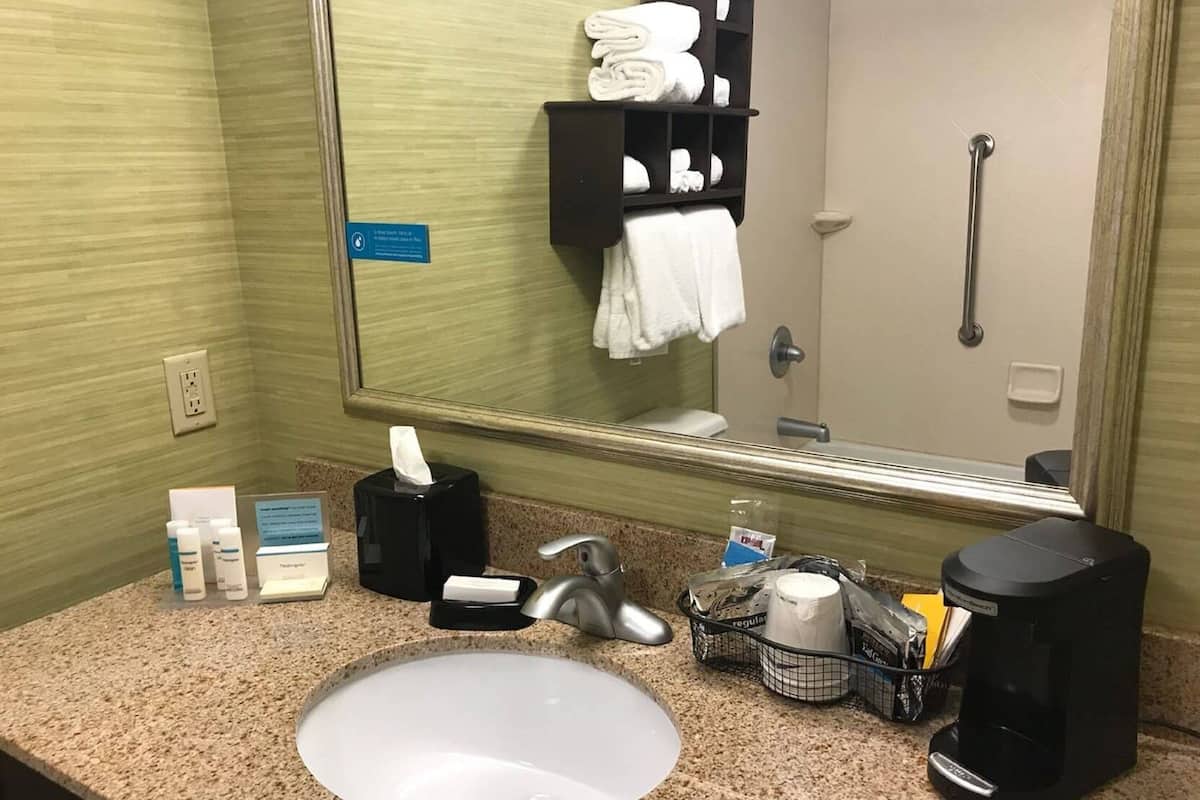 Bathroom | Free toiletries, hair dryer, towels