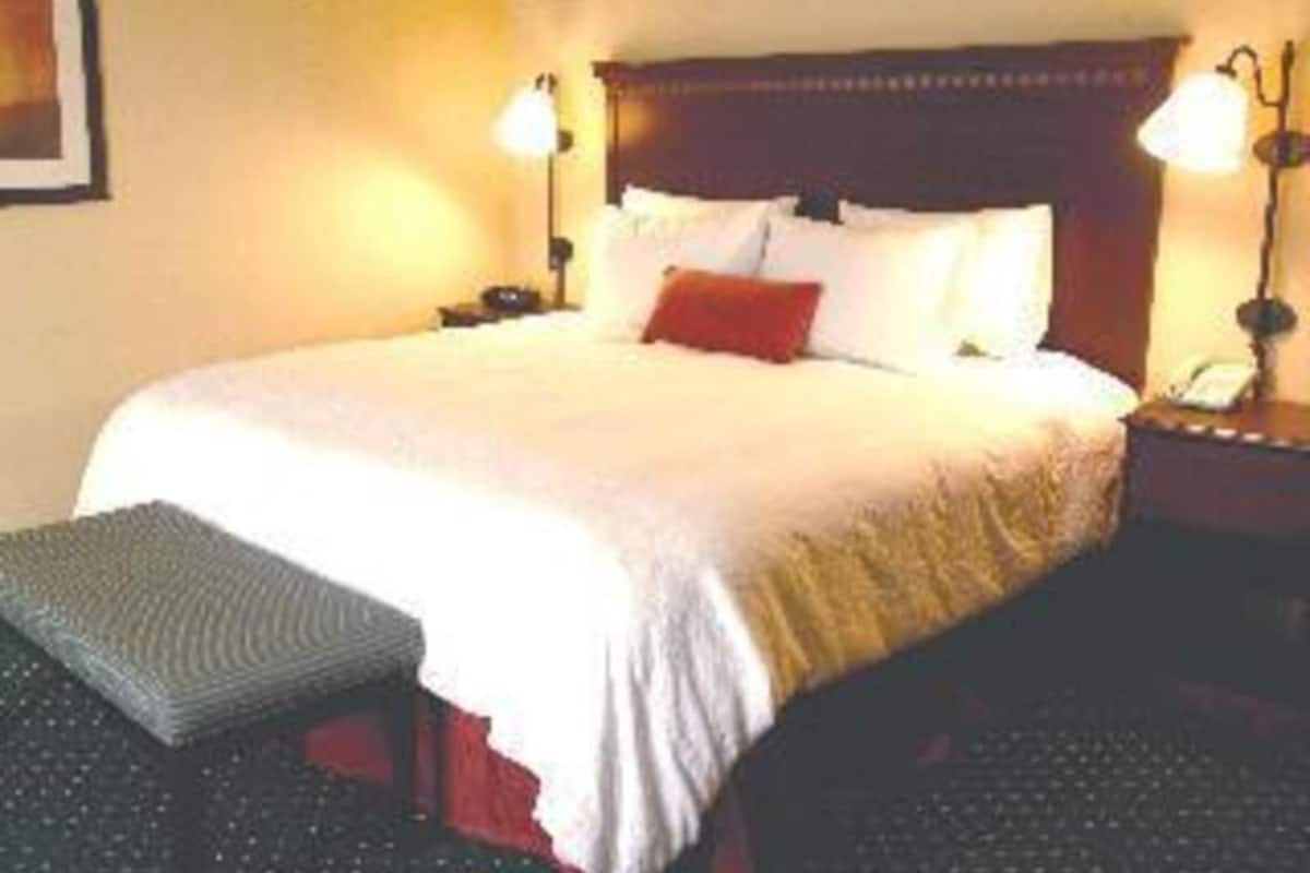 Premium bedding, pillowtop beds, desk, laptop workspace