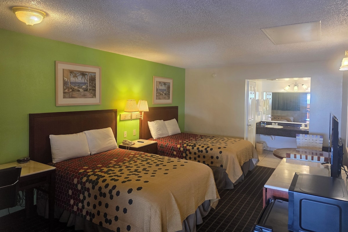 Standard Room, 2 Double Beds