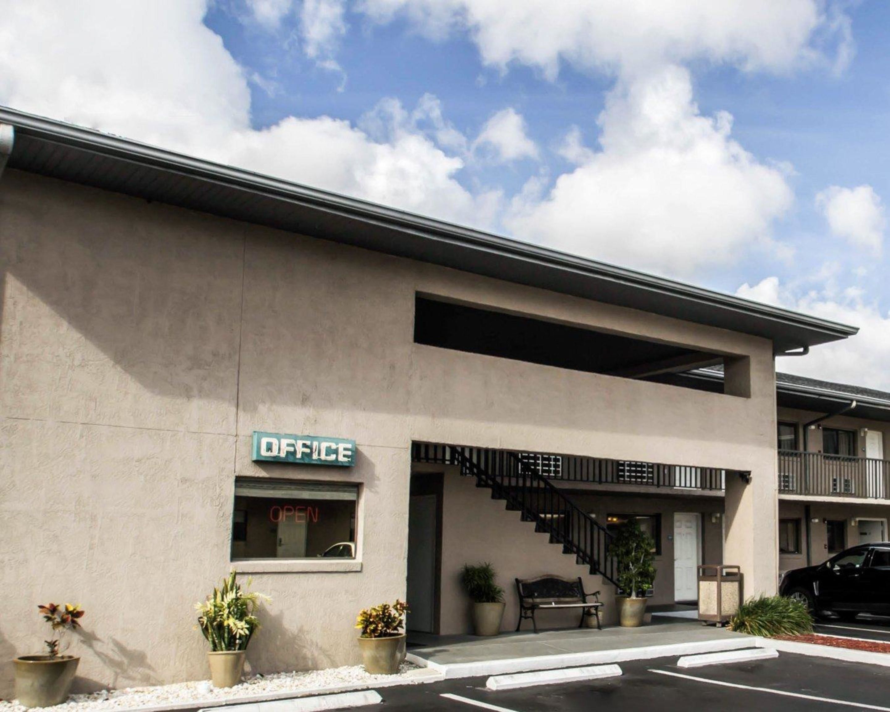 Photo - Rodeway Inn Apopka South