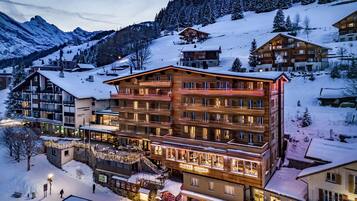 Mặt tiền nơi lưu trú