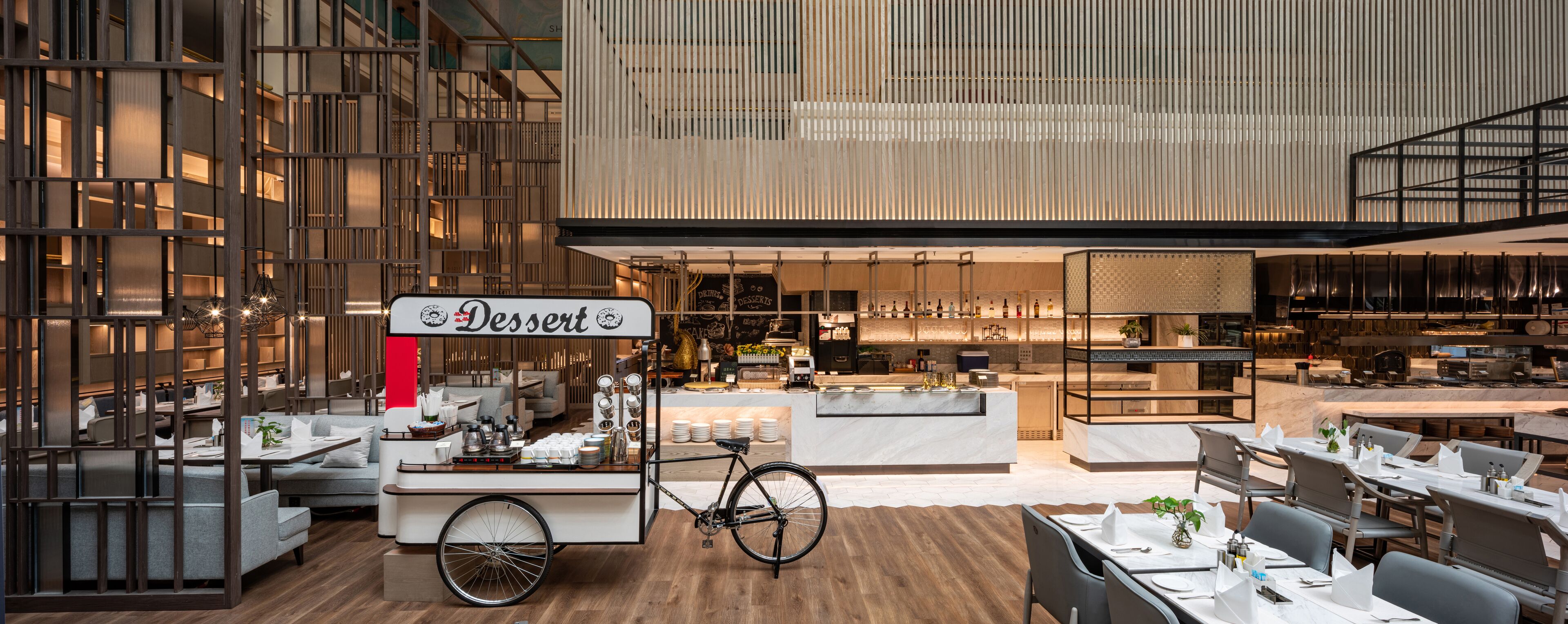 daily buffet breakfast (cny 138 per person)