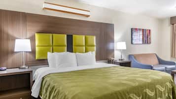 Room, 1 King Bed with Sofa bed, Accessible, Non Smoking (Accessible Tub) | Desk, iron/ironing board, rollaway beds, free WiFi