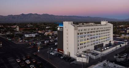 Aloft Tucson University