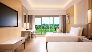 Room, 2 Single Beds, Pool View (Guest) | Minibar, in-room safe, desk, blackout curtains