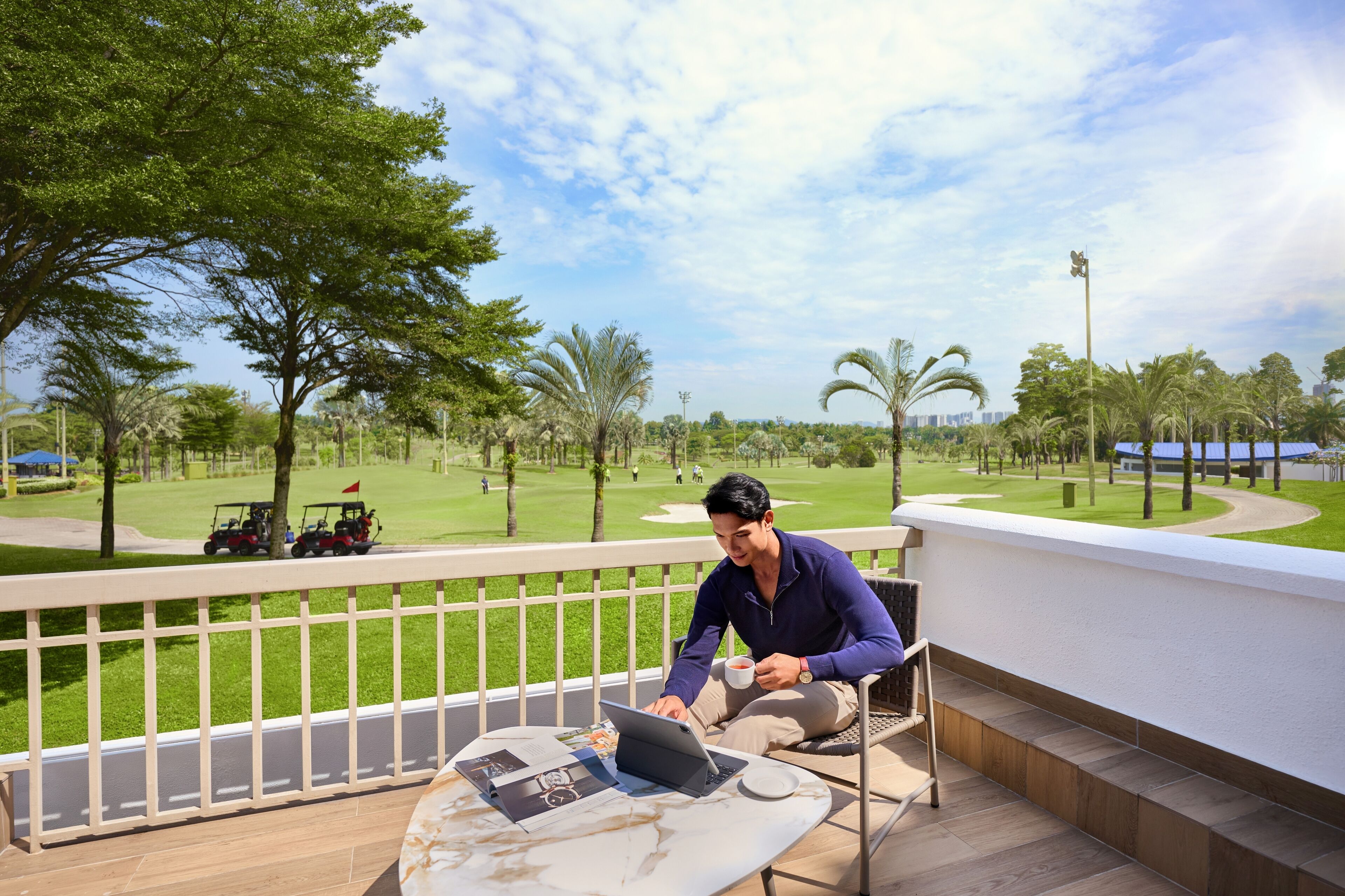 Minibar, in-room safe, desk, blackout curtains