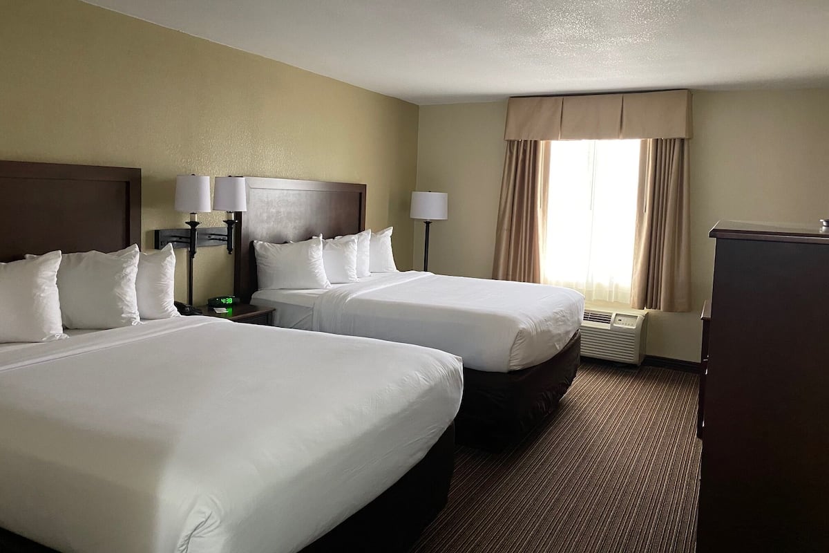 Blackout drapes, iron/ironing board, free internet, bed sheets