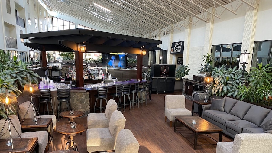 The Atrium Hotel on Third