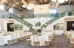 Indoor wedding - Jekyll Island Club Resort (Jekyll Island)