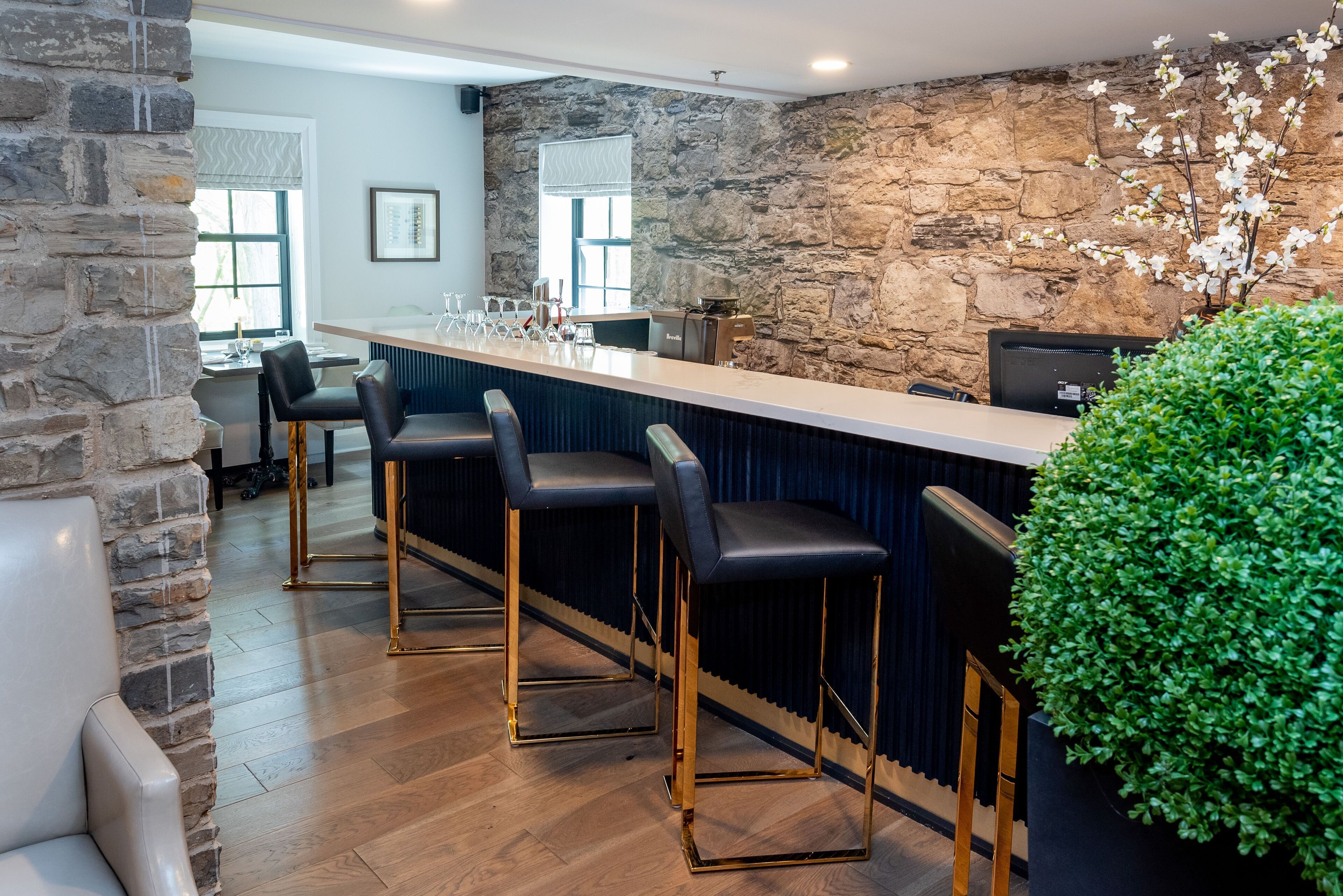 Photo - The Glenerin Inn