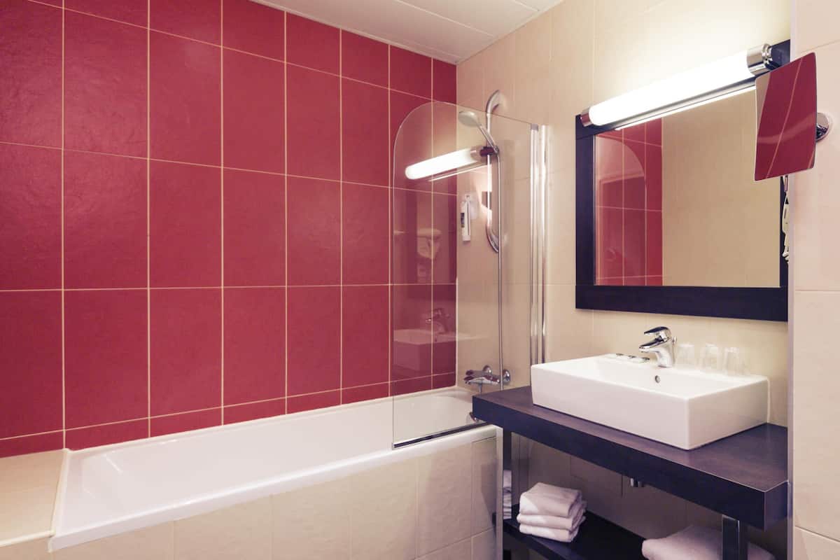 Minibar, in-room safe, desk, blackout curtains