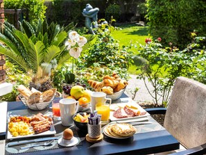 Mittagessen und Abendessen, regionale Küche