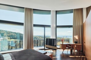 Carezza Suite, 230 m2, inspired by Alberto Giacometti, Butler, Spa Access (12 years+)