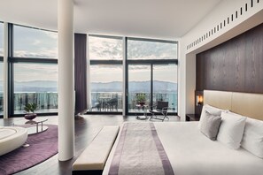 Golf Suite, 170 m2, Panoramic View, Butler, Spa Access (12 years+) | 1 bedroom, premium bedding, minibar, in-room safe